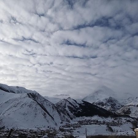 Emotion Kazbegi Lägenhet Rum bild