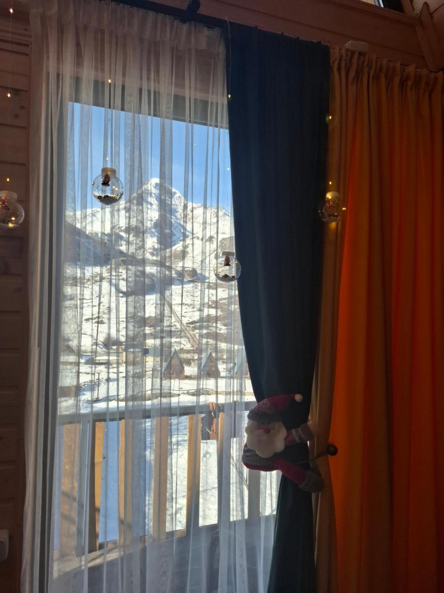 Emotion Kazbegi Lägenhet Exteriör bild